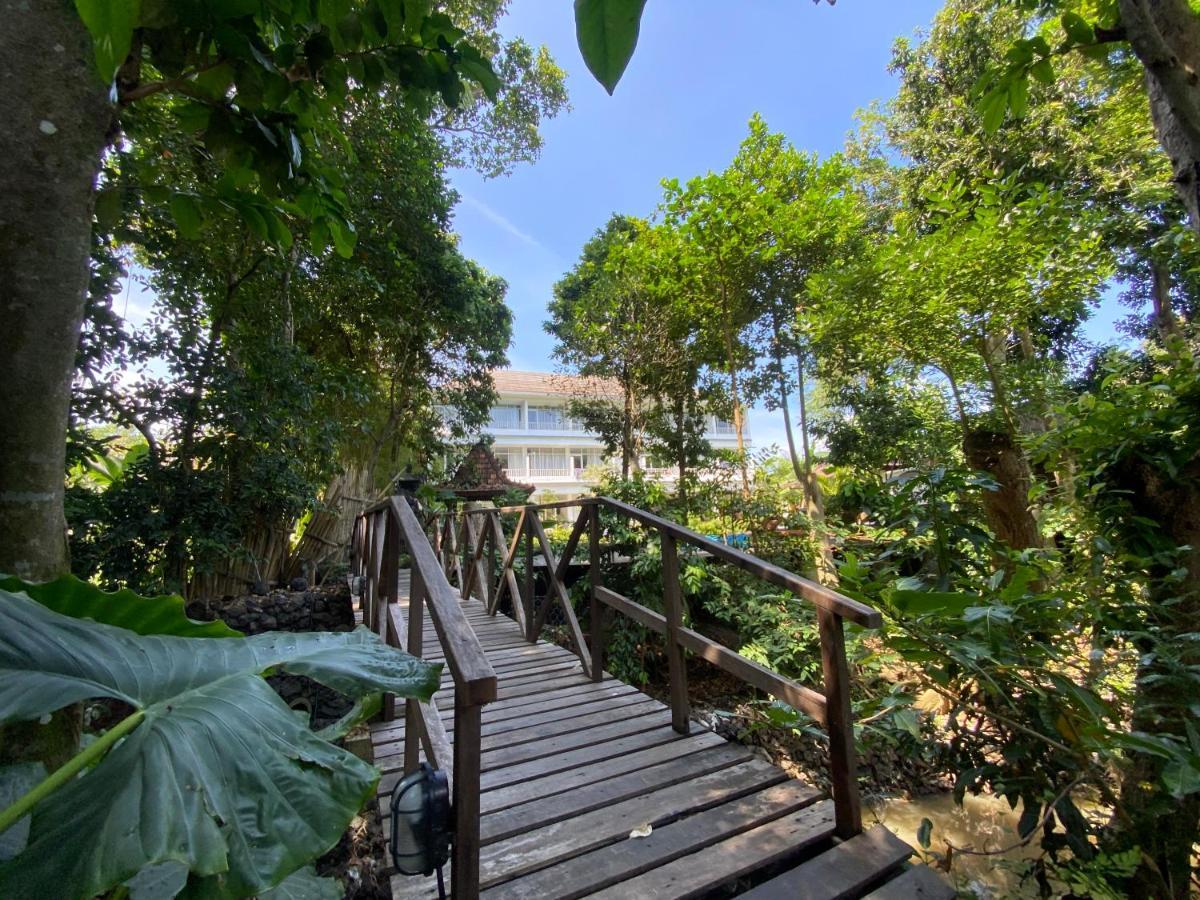 Mahamustika Riverside Canggu Buitenkant foto