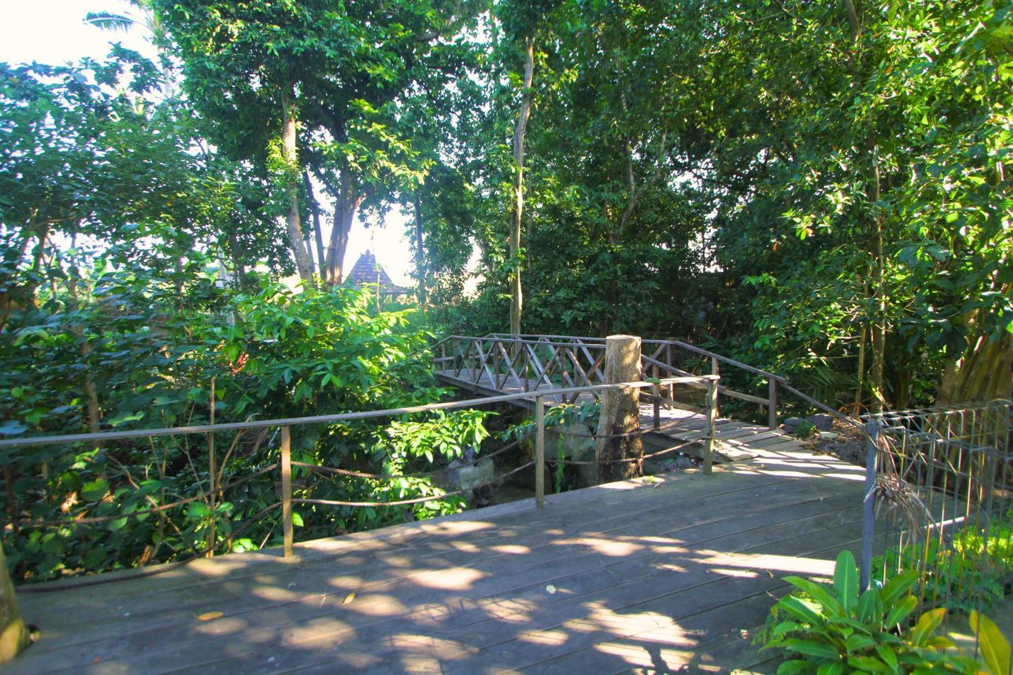 Mahamustika Riverside Canggu Buitenkant foto