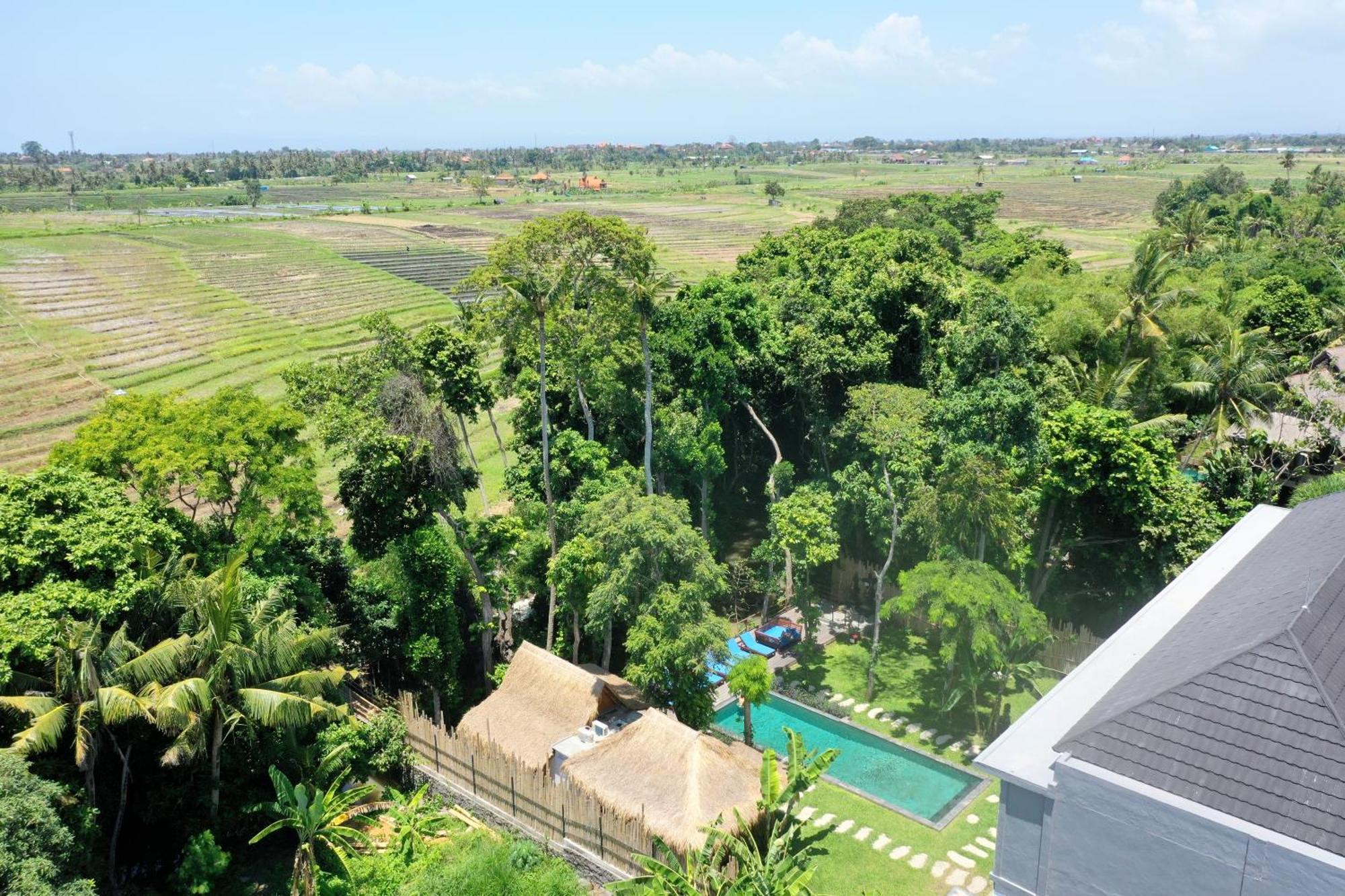 Mahamustika Riverside Canggu Buitenkant foto